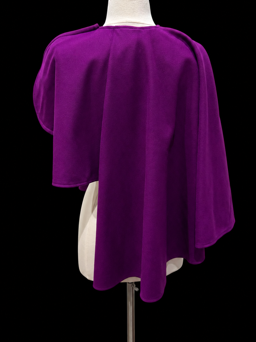 Odd mini cape